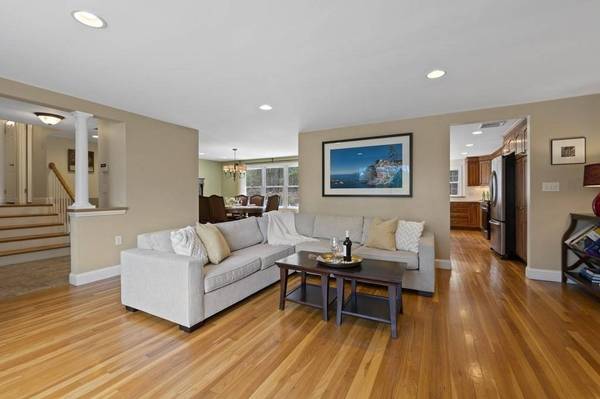 30 Birch Rd, Andover, MA 01810