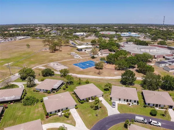 713 VIVIENDA WEST BLVD #38, Venice, FL 34293