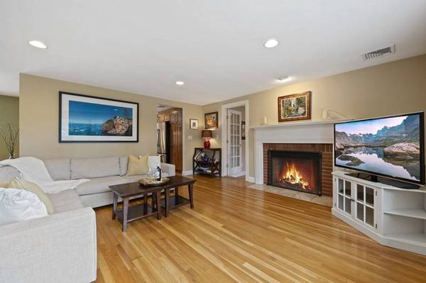 30 Birch Rd, Andover, MA 01810