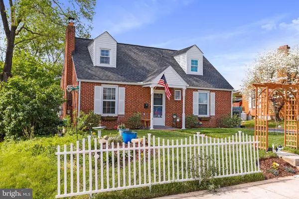 423 HAPPY CREEK RD, Front Royal, VA 22630