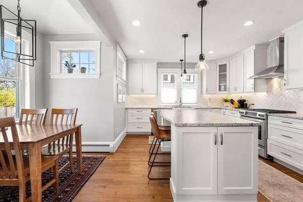 18 Manning St, Salem, MA 01970