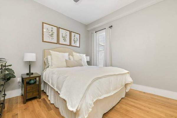 250 C Street #4, Boston, MA 02127