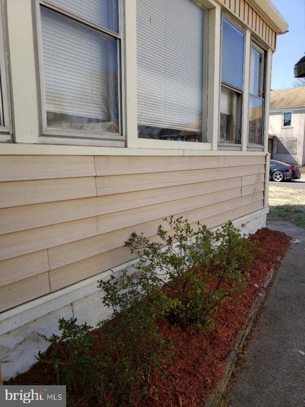 2890 TUCKAHOE RD, Camden, NJ 08104