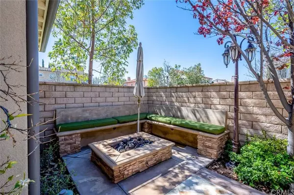 35 Twin Gables, Irvine, CA 92620