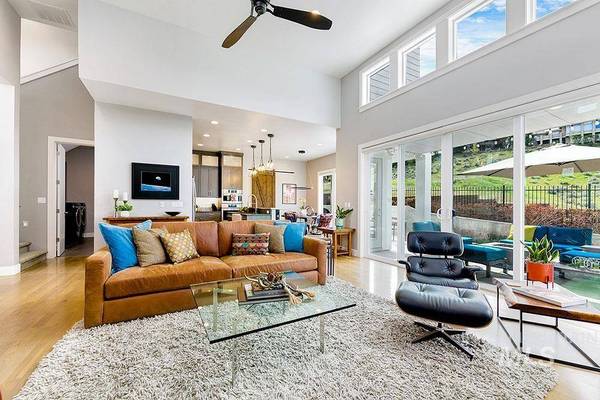 423 W Sand Dune Ln, Boise, ID 83702