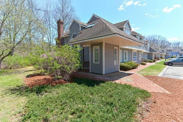 3 Strathmore Shire #A, Uxbridge, MA 01569