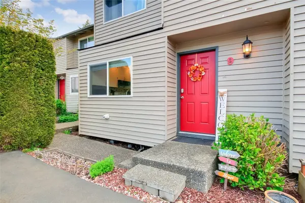 120 124th ST SW #F9, Everett, WA 98204