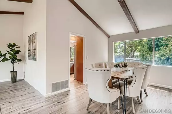 7644 Forrestal Rd, San Diego, CA 92120