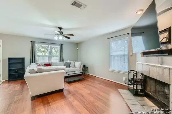 8434 SHOOTING QUAIL, San Antonio, TX 78250-4626