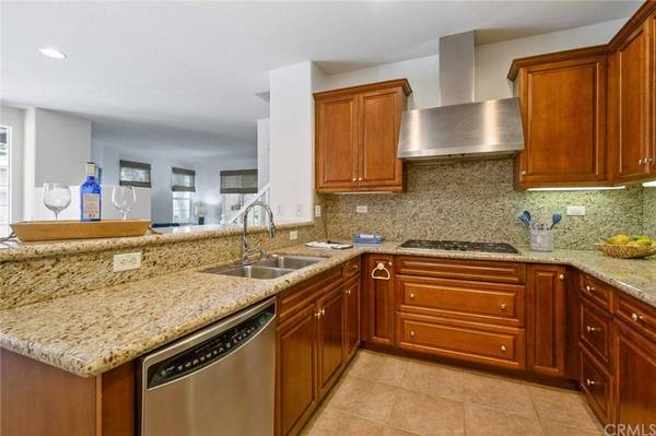 38 Shadowplay, Irvine, CA 92620