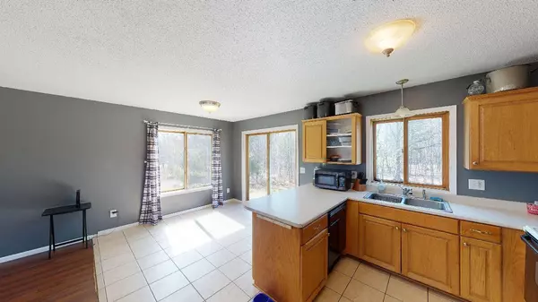 2339 Loop Rd, Mora, MN 55051