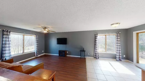 2339 Loop Rd, Mora, MN 55051