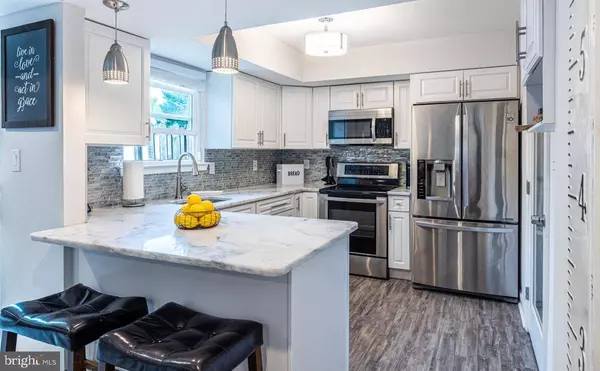 206 WEDGEFIELD CIR, New Castle, DE 19720