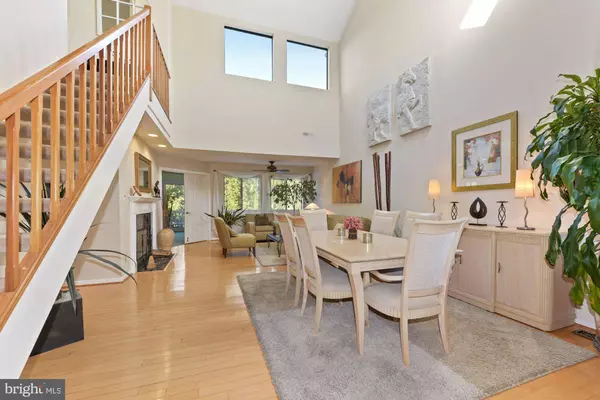 1903 AUGUSTA CIR, Mount Laurel, NJ 08054