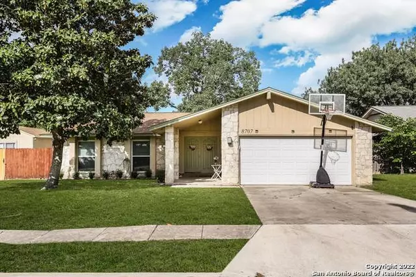 8707 CARRINGTON, San Antonio, TX 78239-2901