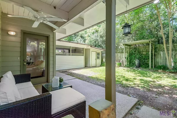 4735 NEWCOMB DR, Baton Rouge, LA 70808