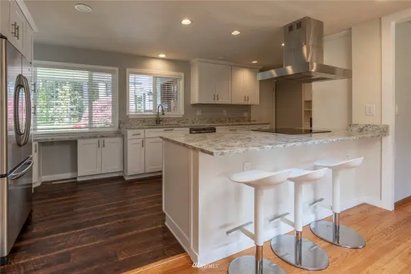 10841 Interlaaken DR SW, Lakewood, WA 98498