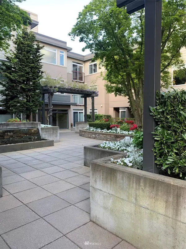 102 State ST S #209W, Kirkland, WA 98033