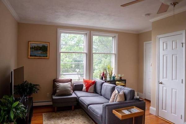 73 Evergreen Street #3, Providence, RI 02906