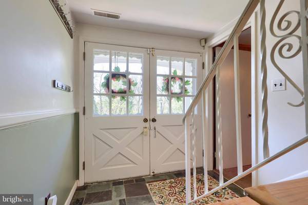 1703 WESTWOOD RD, York, PA 17403