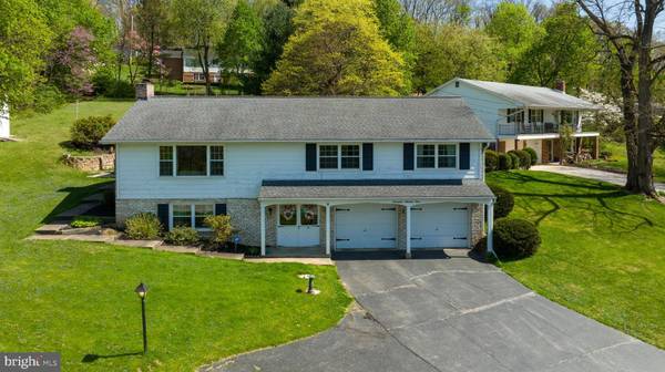 1703 WESTWOOD RD, York, PA 17403