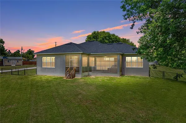 190 PARADISE ISLAND DR, Haines City, FL 33844