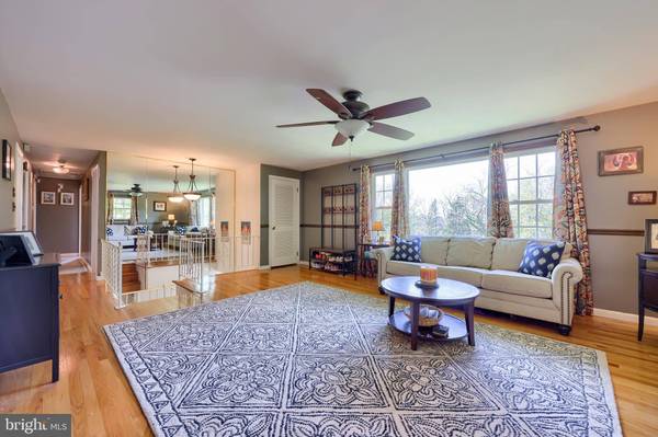 1703 WESTWOOD RD, York, PA 17403