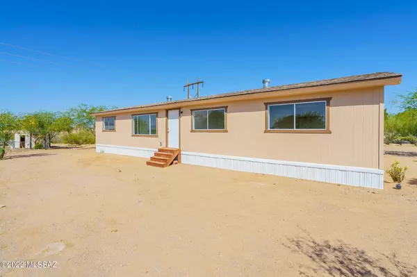 6720 N Silverbell Road, Tucson, AZ 85743