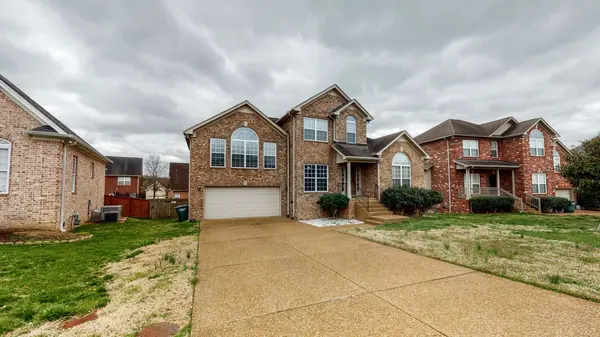 4004 Sleepyhollow Way