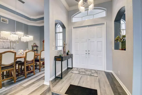 1823 Waldorf DR, Royal Palm Beach, FL 33411