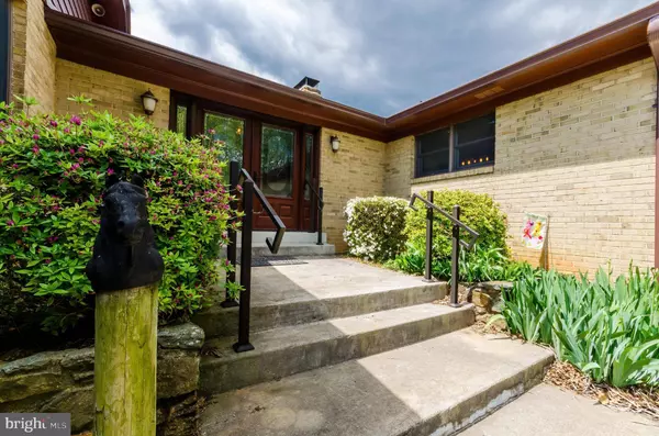 16287 WOODGROVE RD, Round Hill, VA 20141