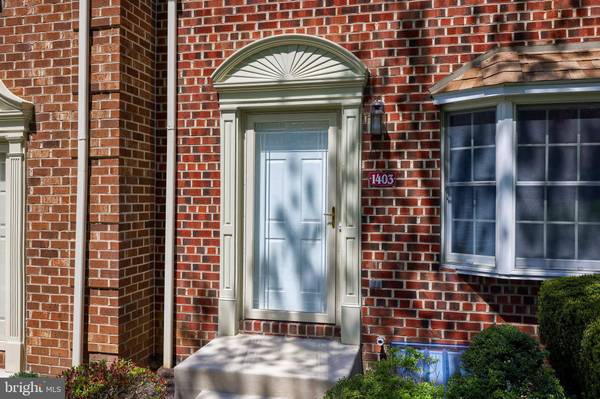 1403 CHAMBERS RDG, York, PA 17402