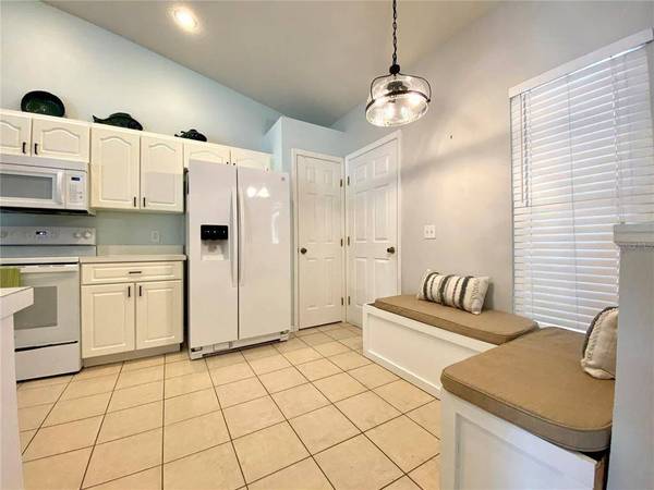 1345 BRAHMA DR, Valrico, FL 33594