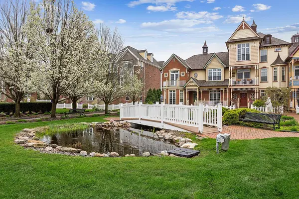 4125 Royal Mews CIR, Naperville, IL 60564