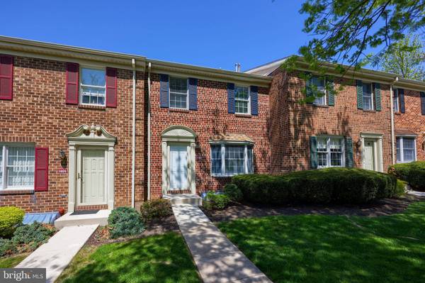 1403 CHAMBERS RDG, York, PA 17402