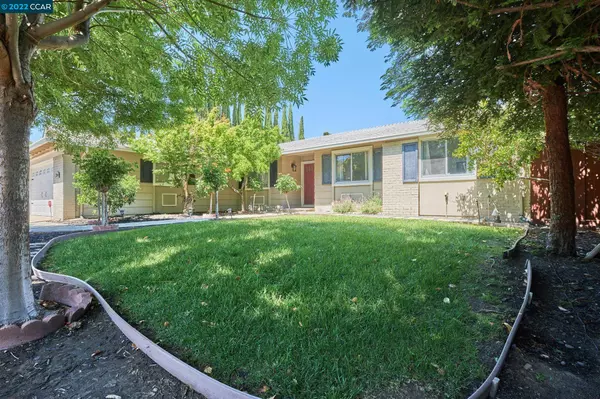 310 Hillsdale Dr, Pittsburg, CA 94565