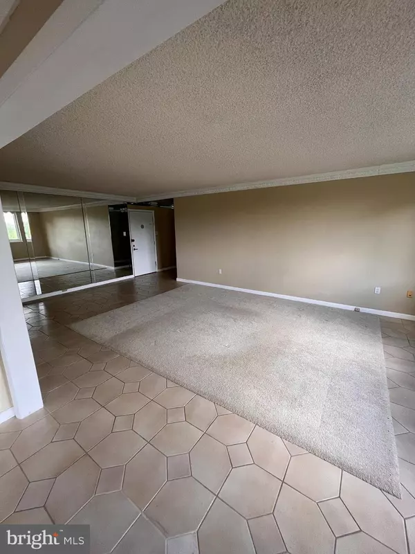 1840-302 2 FRONTAGE RD #302, Cherry Hill, NJ 08034