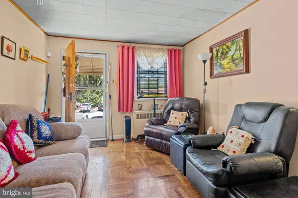 554 S 69TH ST, Upper Darby, PA 19082