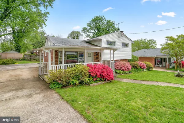 12819 WEISS ST, Rockville, MD 20853