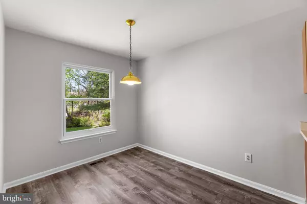 8675 RIDGE RD, Ellicott City, MD 21043