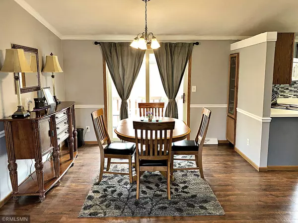 320 1st AVE N, Isle, MN 56342