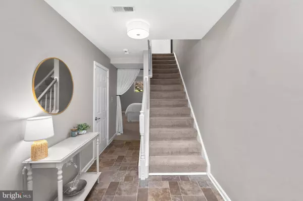 2415 QUILTING BEE RD, Catonsville, MD 21228