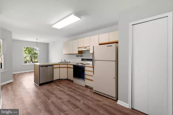 8675 RIDGE RD, Ellicott City, MD 21043