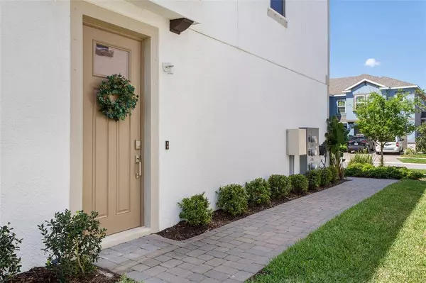 18668 NOBLE CASPIAN DR, Lutz, FL 33558