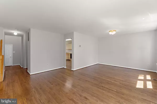 8675 RIDGE RD, Ellicott City, MD 21043