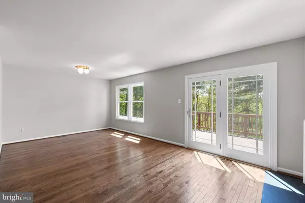 8675 RIDGE RD, Ellicott City, MD 21043