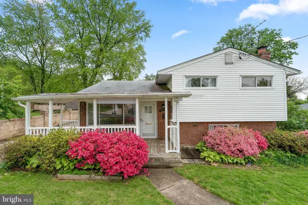 12819 WEISS ST, Rockville, MD 20853