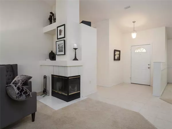 4136 NW 34TH DR, Gainesville, FL 32605