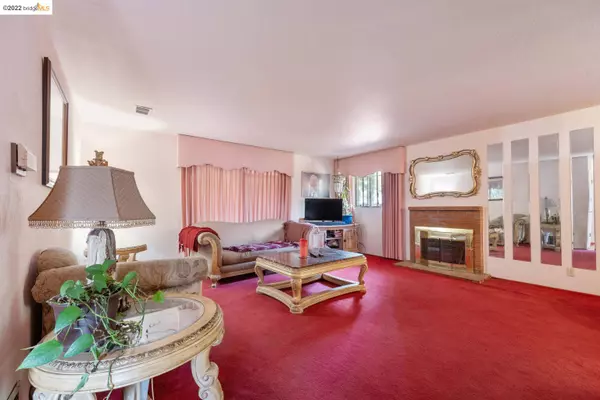 5004 Fallon Ave, Richmond, CA 94804