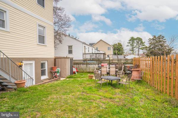 1740 N CULPEPER ST, Arlington, VA 22207